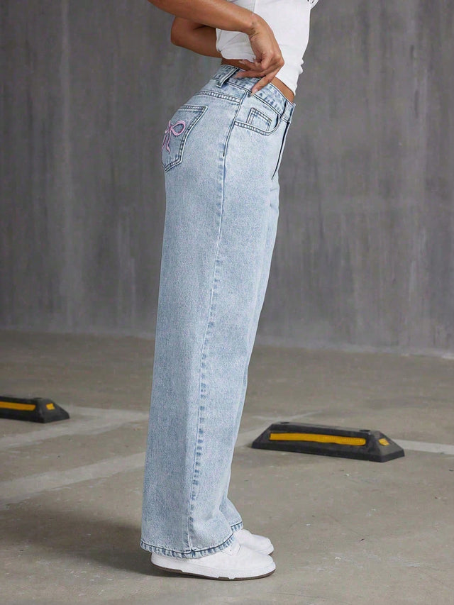 Teen Girl'S Loose Fit Versatile Bow Embroidered Straight Leg Denim Jeans Solid Color