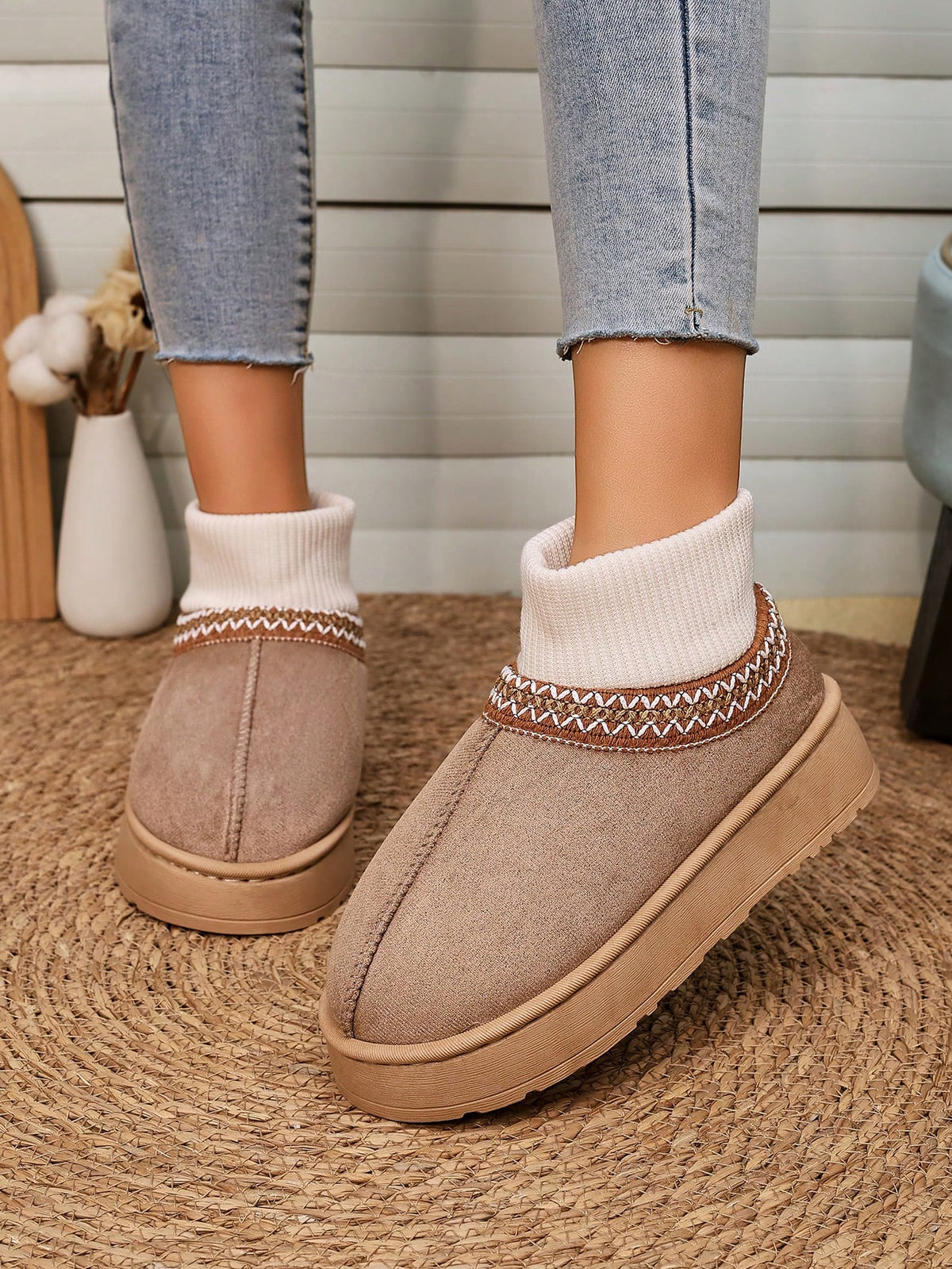 Vintage Knitted Sock Snow Boots for Women, Autumn/Winter Thick Sole Height-Increasing Thermal Lined Warm Outdoor Wear Slouchy Slip-On Slippers