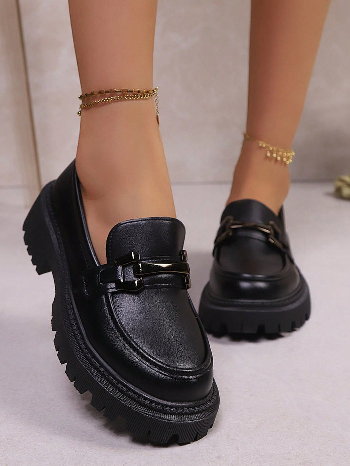 Women'S Thick Sole Black Loafers, Fashionable Metal Buckle Decor, round Toe Slip-On Slouchy Casual Mid-Heel Shoes, Solid Color Retro Versatile Commute Low Vamp Shoes, Wedge Heel Height-Increasing Outdoor Mary Jane Vacation Shoes
