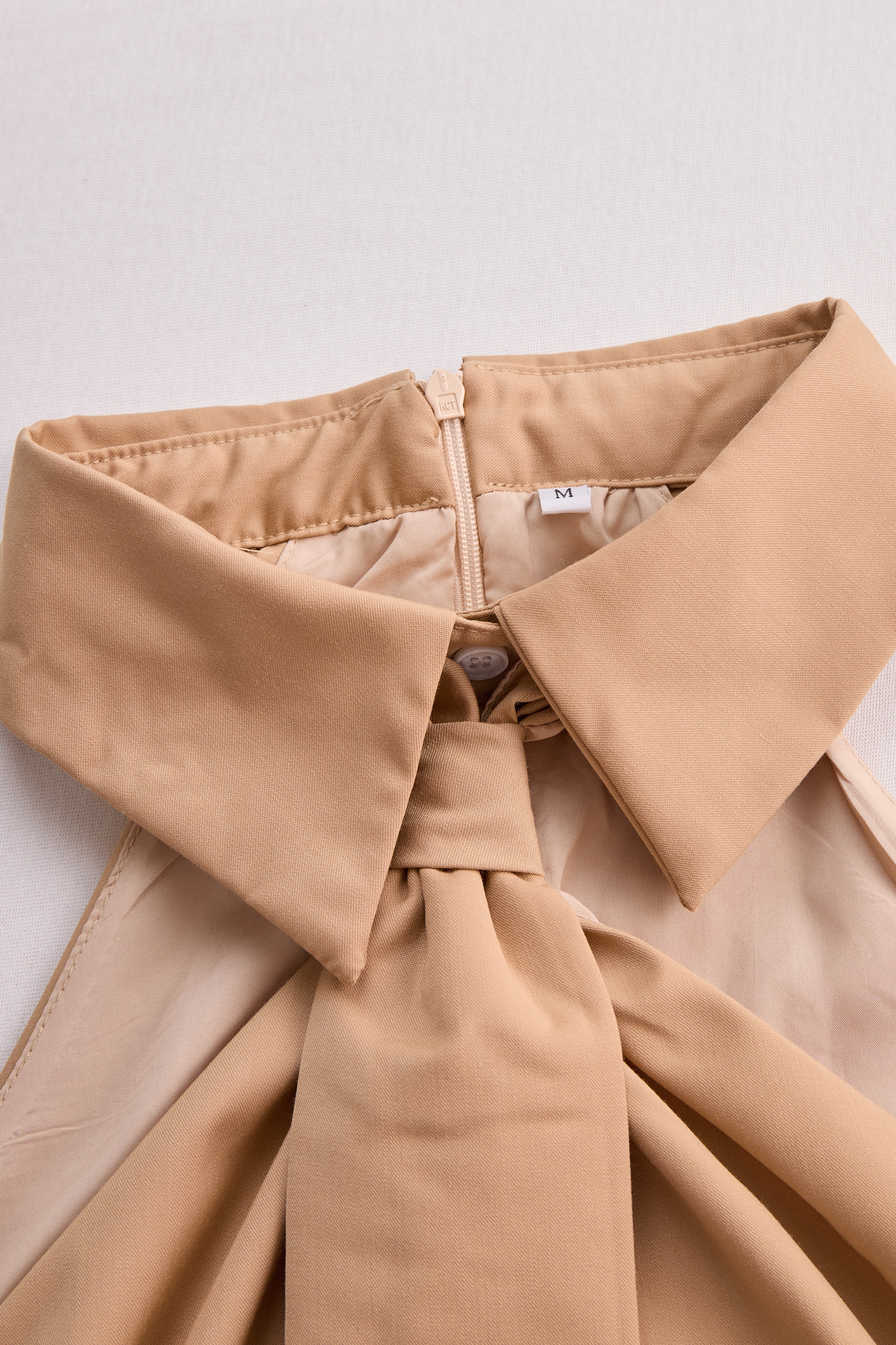 Blouse Élégante Sans Manches Pour Femme – Tissu Mélangé Avec Détail Noué